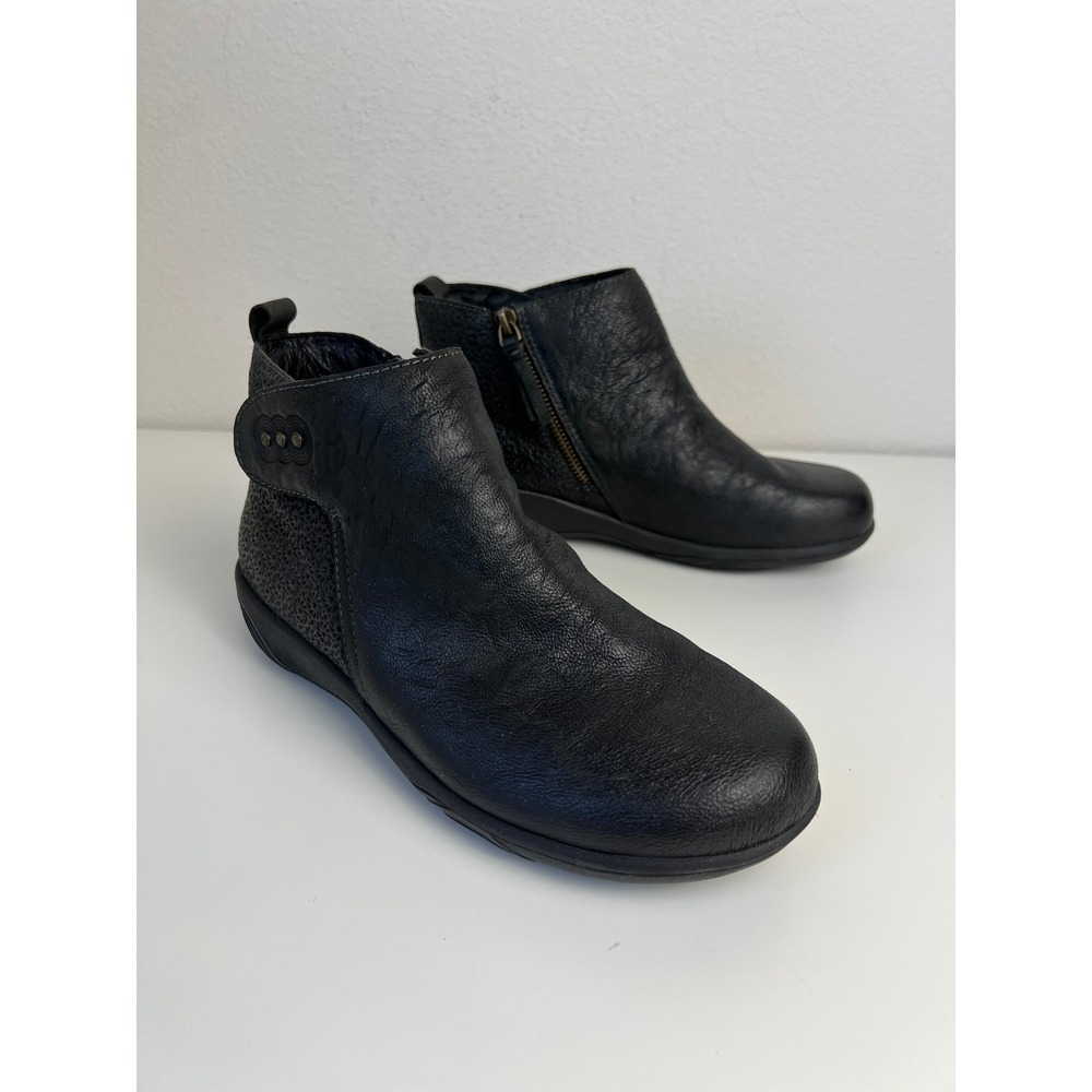 Halsa Althea Black Leather Ankle Boots Comfort Shoes US 8 Wide Lagenlook Boho